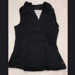 Tommy Hilfiger (Tommy yoga) workout top